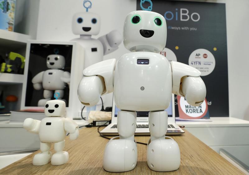 The home-use social robot piBo is displayed at the Mobile World Congress in Barcelona, Spain, February 26, 2018. REUTERS/Yves Herman 